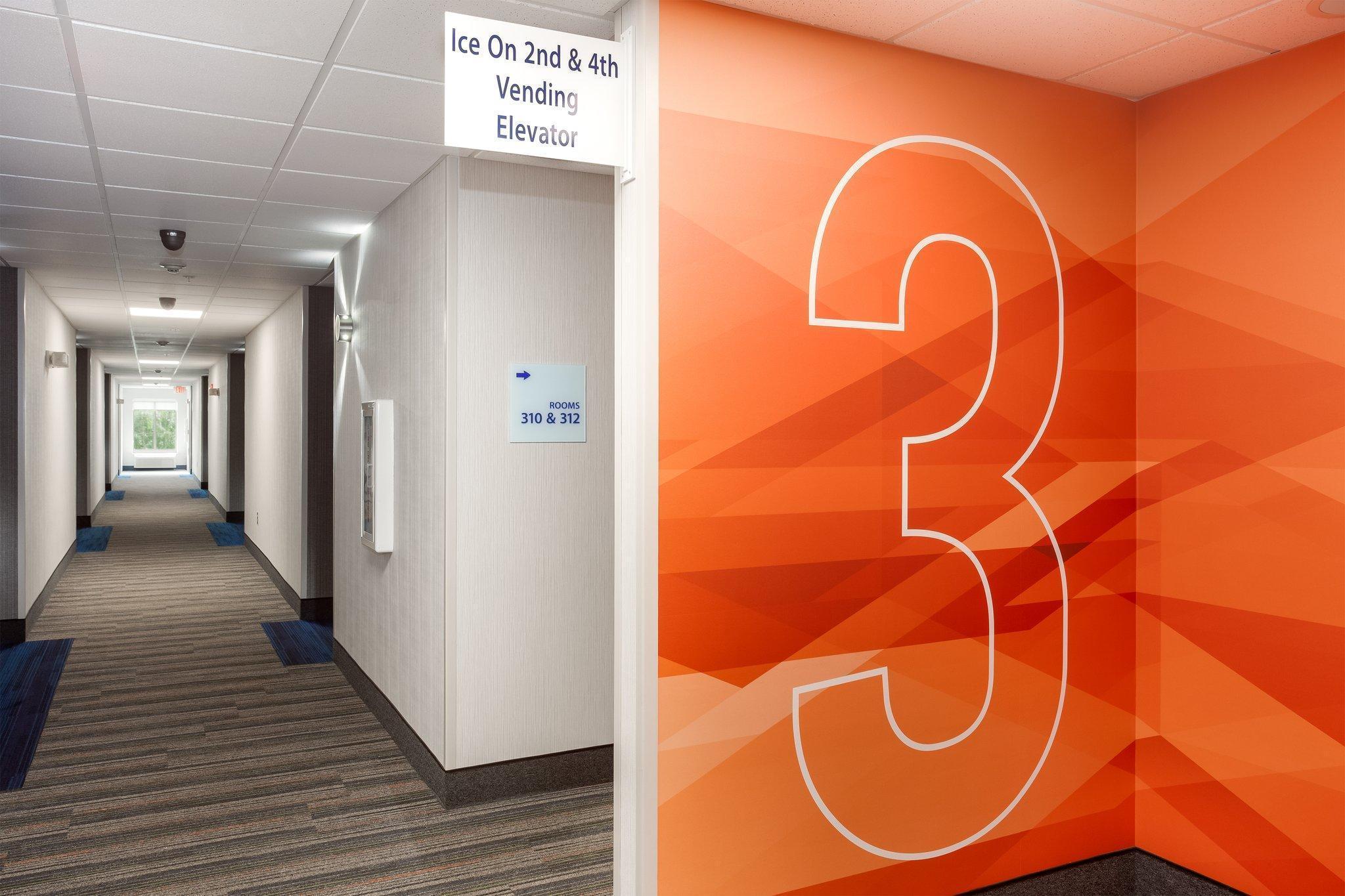 Holiday Inn Express Haskell-Wayne Area By Ihg Zewnętrze zdjęcie