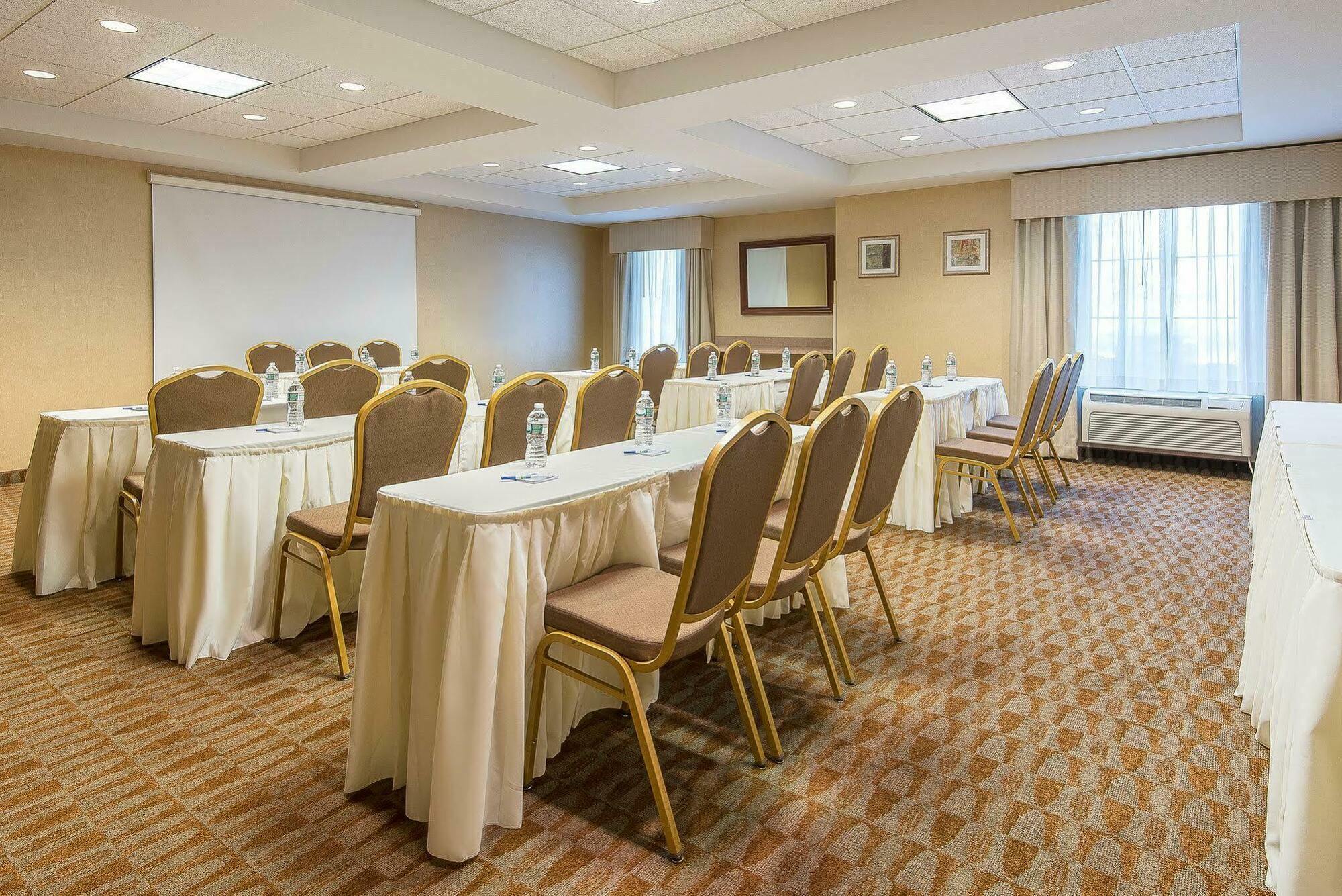 Holiday Inn Express Haskell-Wayne Area By Ihg Zewnętrze zdjęcie